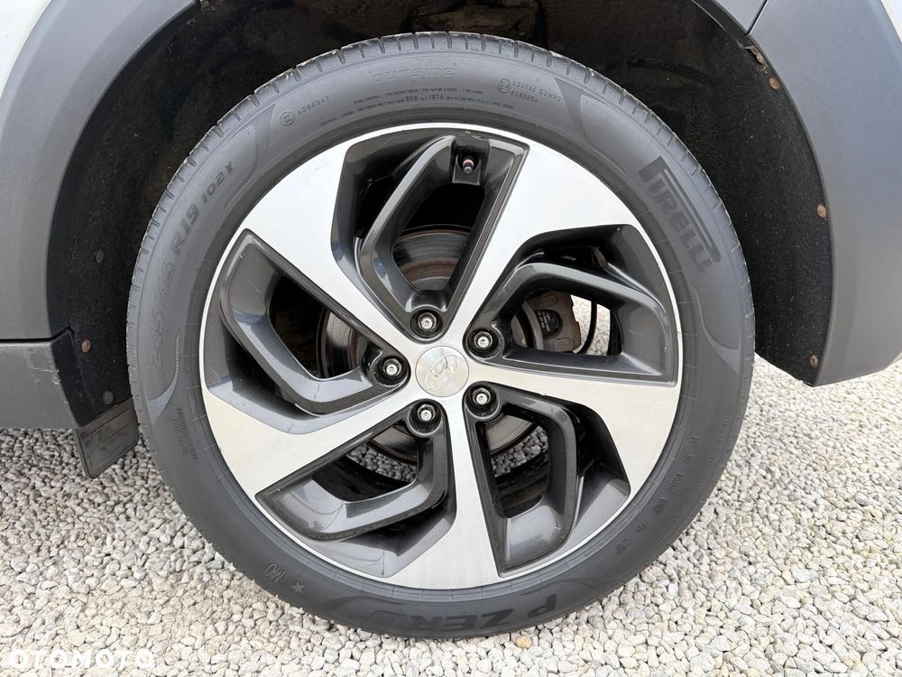 Hyundai Tucson 2.0 CRDI 2WD Style - 11