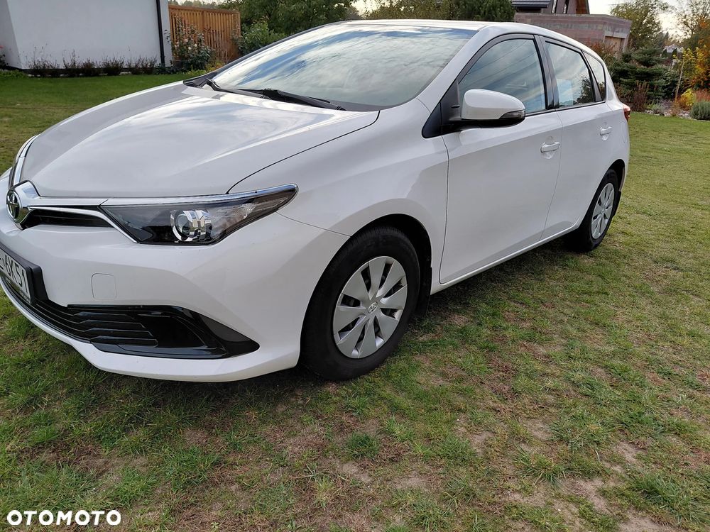 Toyota Auris - 14
