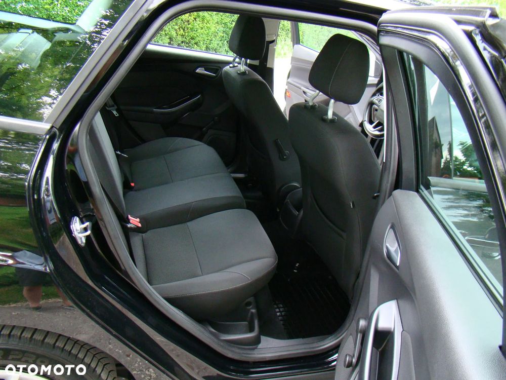 Ford Focus 1.0 EcoBoost Trend - 23
