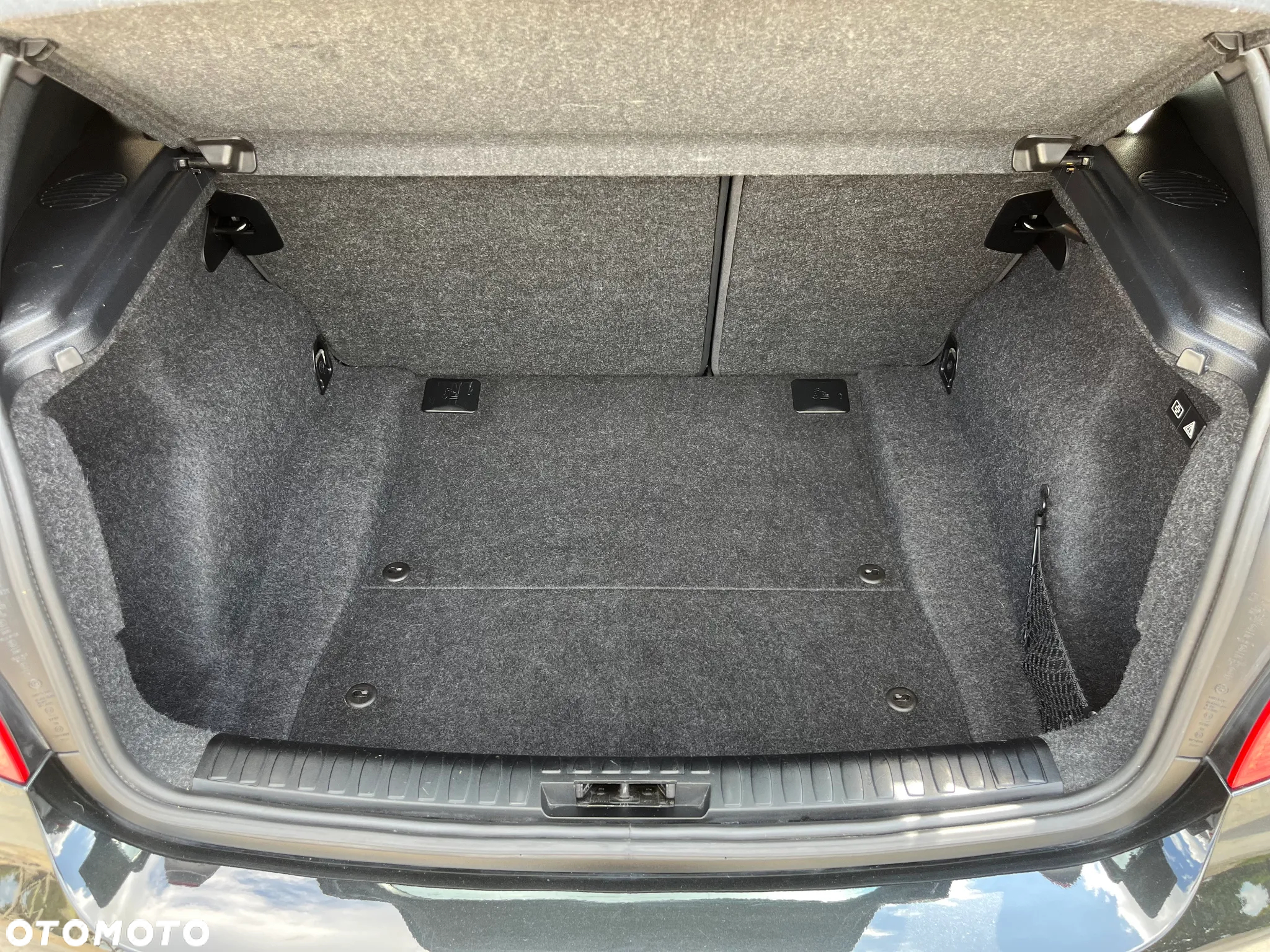BMW Seria 1 118d - 32