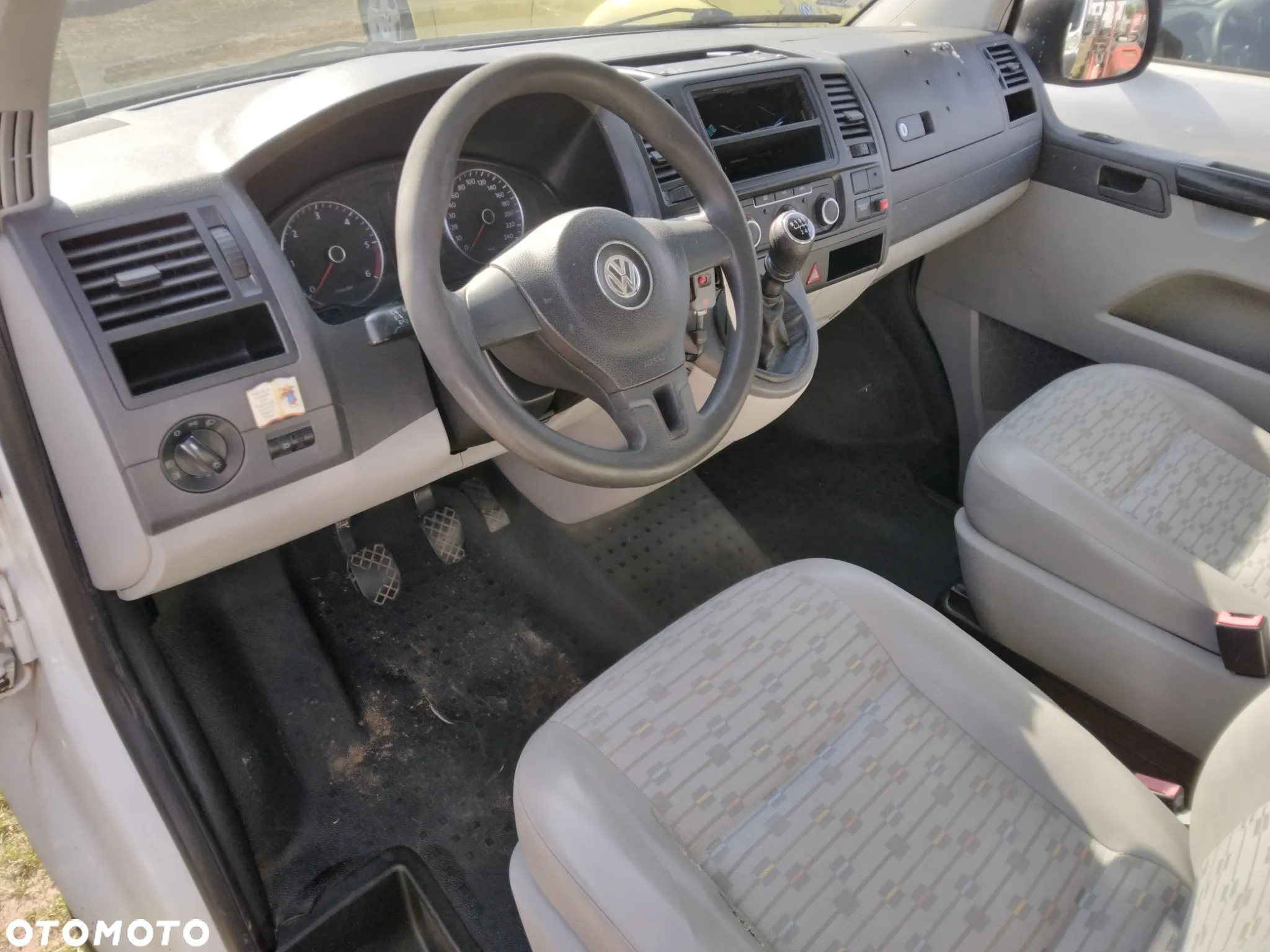Volkswagen Transporter - 7