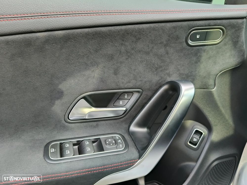 Mercedes-Benz CLA 200 d Shooting Brake AMG Line Aut. - 4