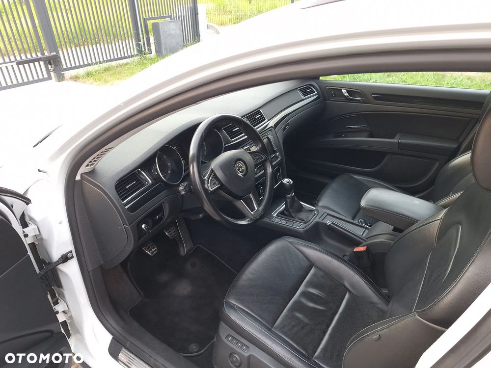 Skoda Superb 1.8 TSI Platinum Outdoor - 13