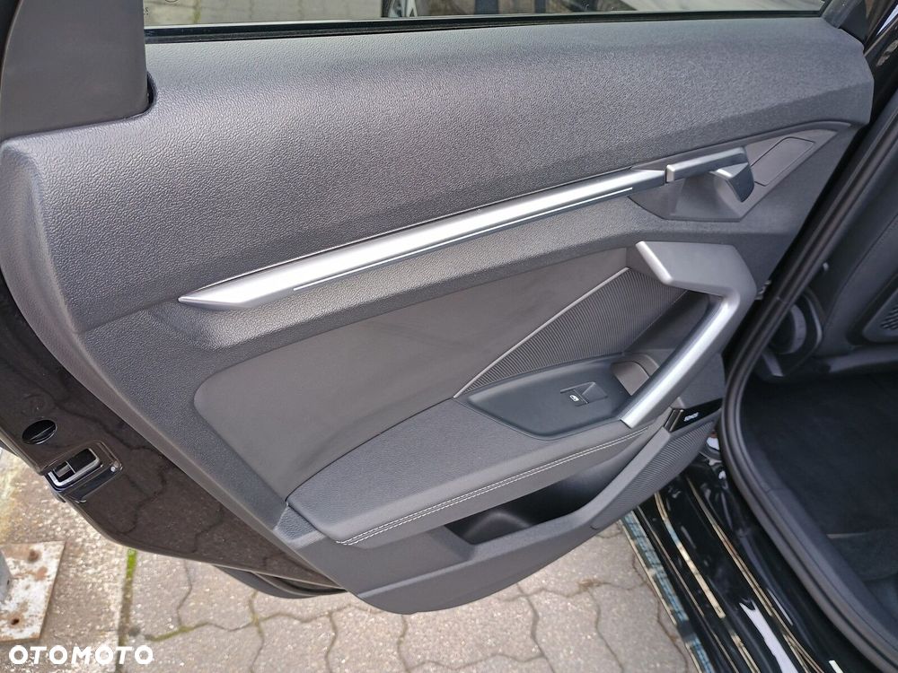 Audi S3 Sportback - 10