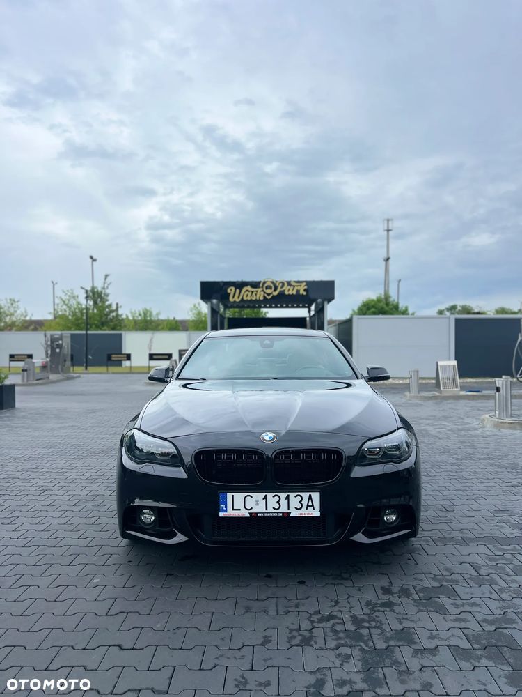 BMW Seria 5 550i xDrive Sport-Aut Luxury Line - 1