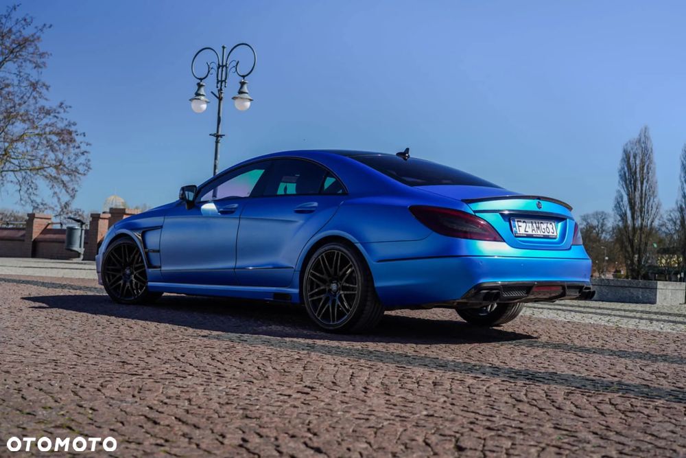 Mercedes-Benz CLS 350 CDI 4-Matic BlueEff - 3