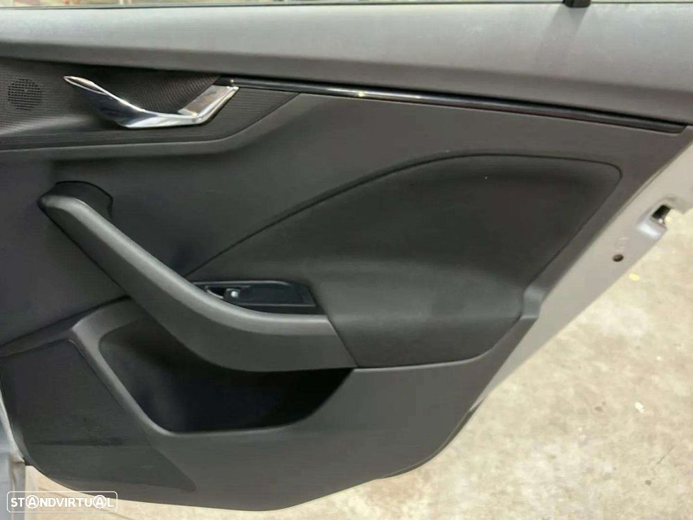 Skoda Kamiq 1.0 TSI DSG - 21