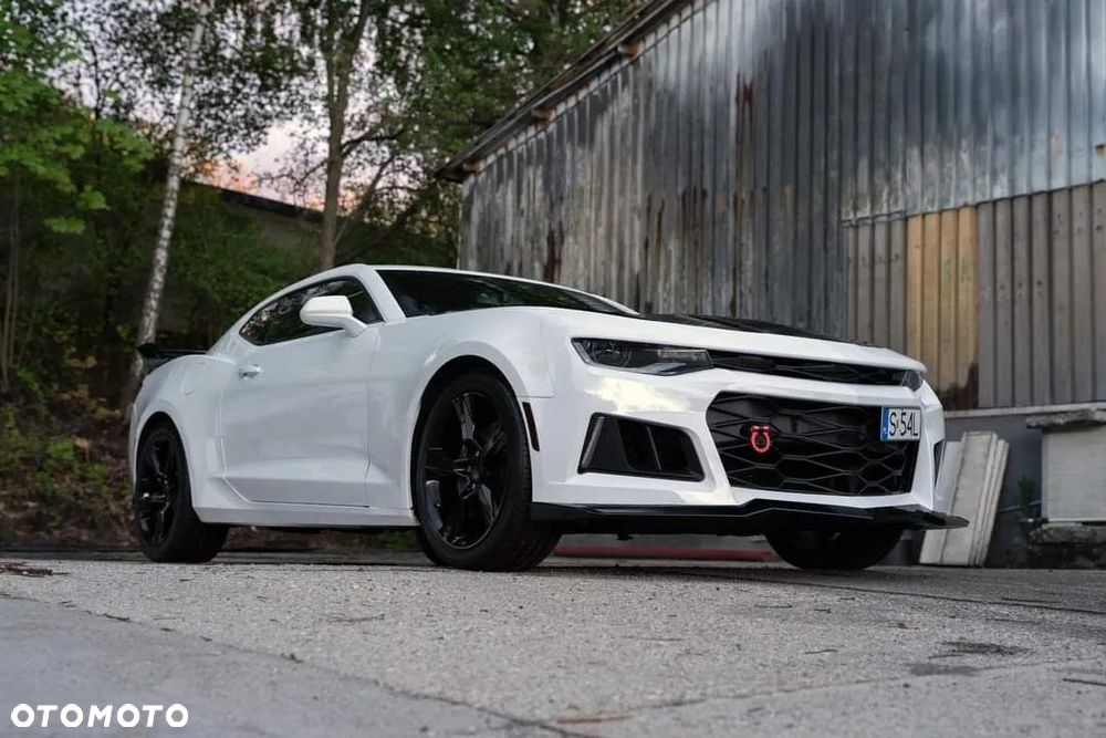Chevrolet Camaro - 12