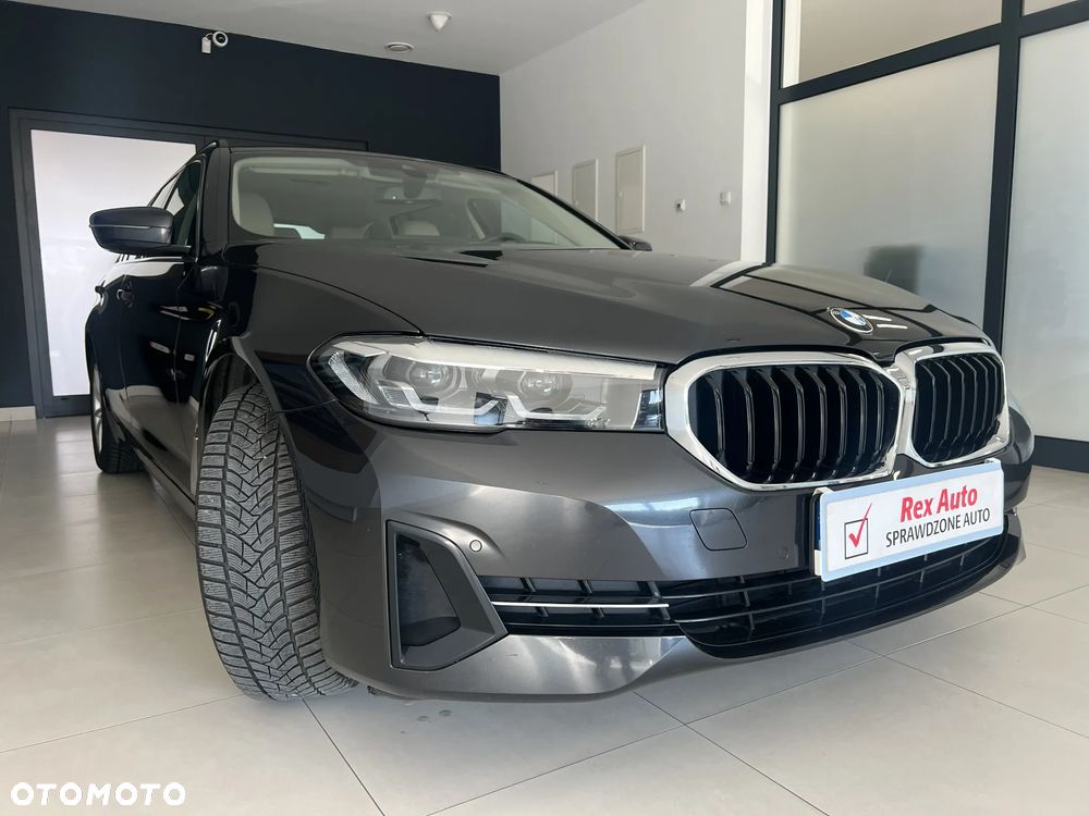 BMW Seria 5 520d mHEV - 2