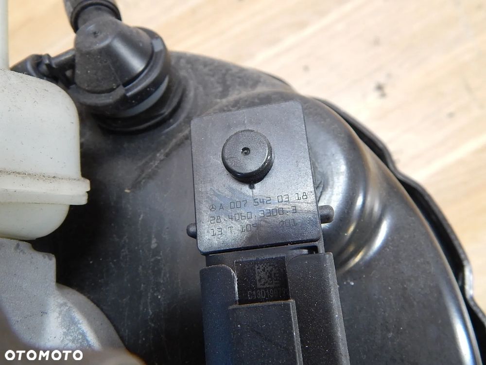 Serwo pompa hamulcowa Mercedes E klasa 212 W212 Lift 09-16  Łuków części - 3