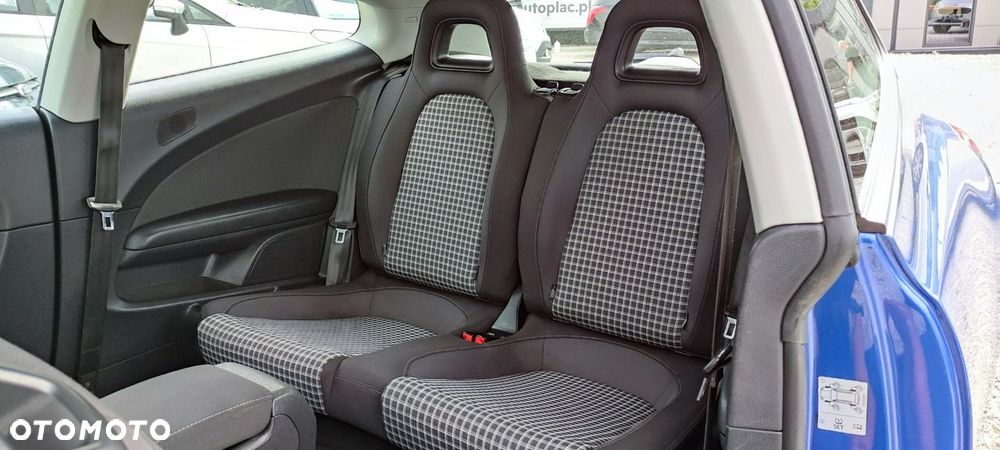 Volkswagen Scirocco 2.0 TDI (Blue Motion Technologie) - 6