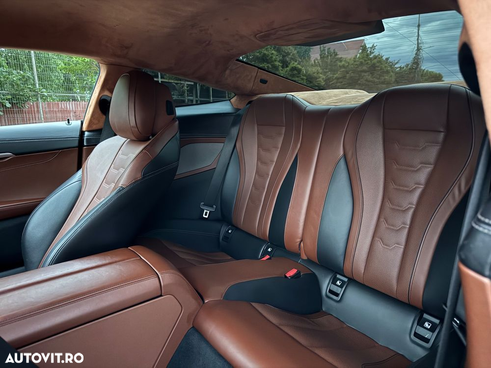 BMW M8 M850i xDrive AT - 23