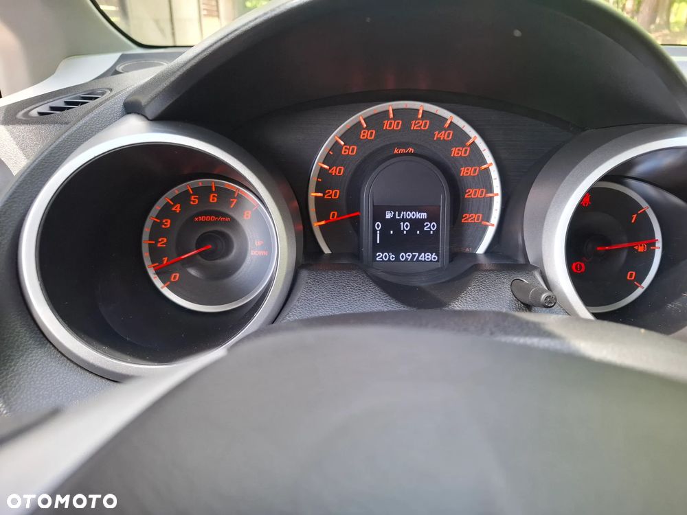 Honda Jazz 1.2 Base VSA - 18