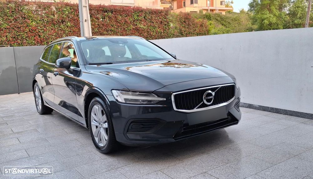 Volvo V60 2.0 D3 Momentum Plus Geartronic - 3