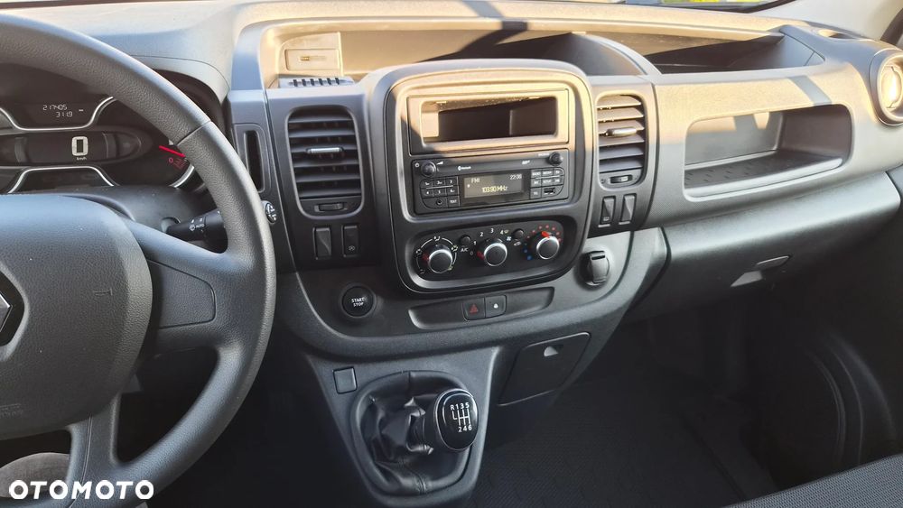 Renault Trafic - 18