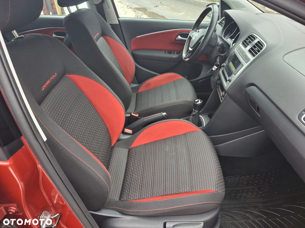 Volkswagen Polo 1.2 TSI (Blue Motion Technology) Cross - 13