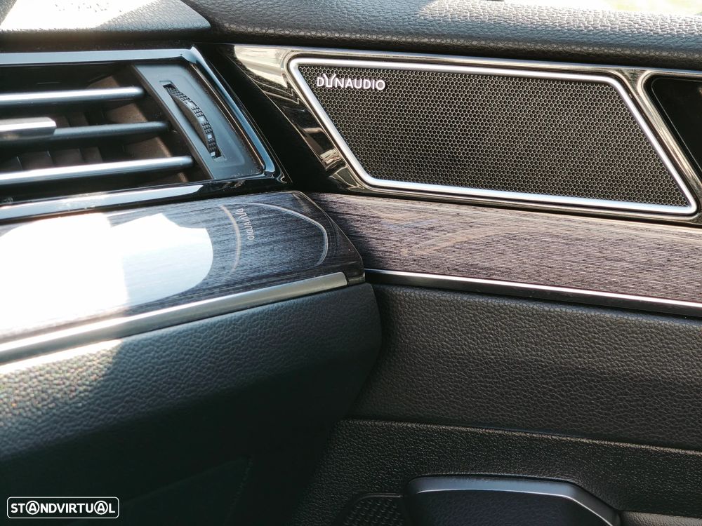 VW Passat Variant - 13