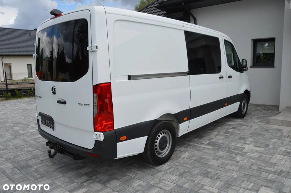 Mercedes-Benz Sprinter - 3