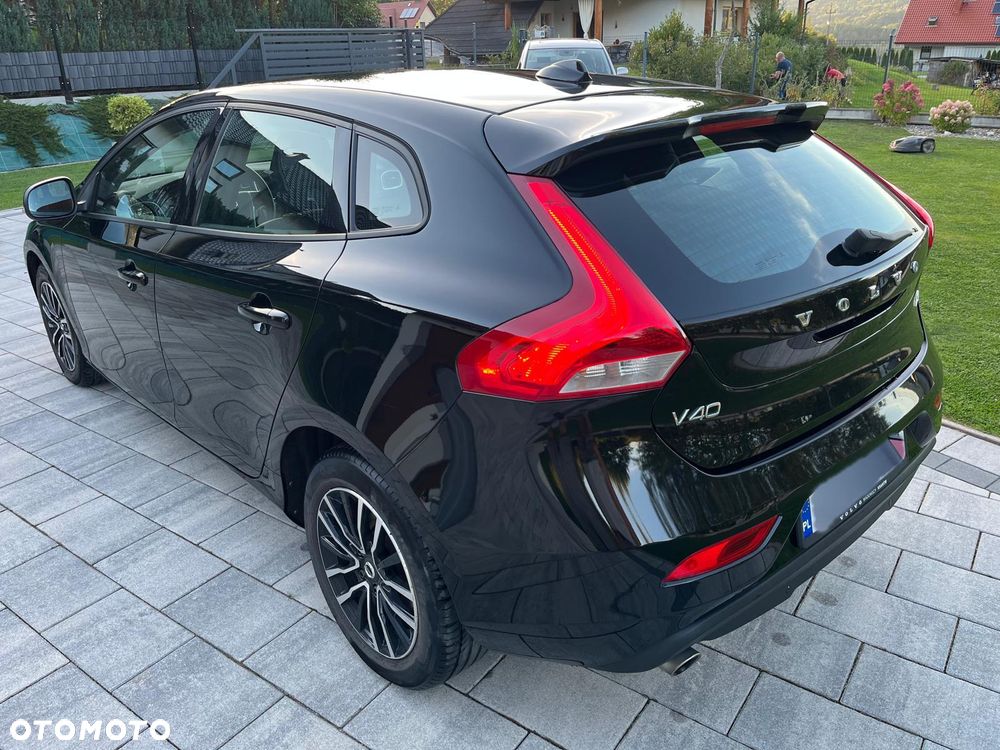 Volvo V40 T3 Drive-E Momentum - 4