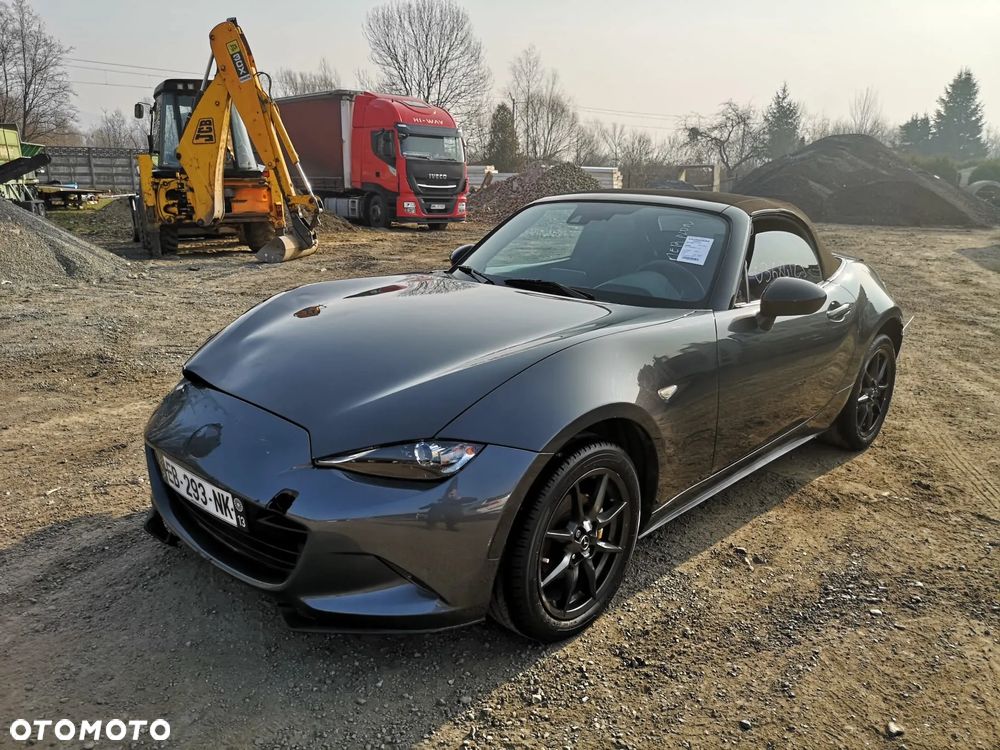 Mazda MX-5 RF SKYACTIV-G 131 Sports-Line - 1