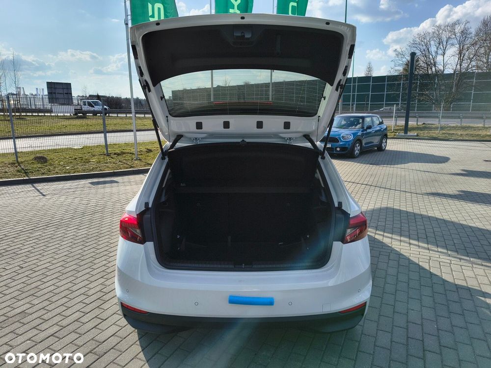 Skoda Fabia 1.0 TSI Drive - 11