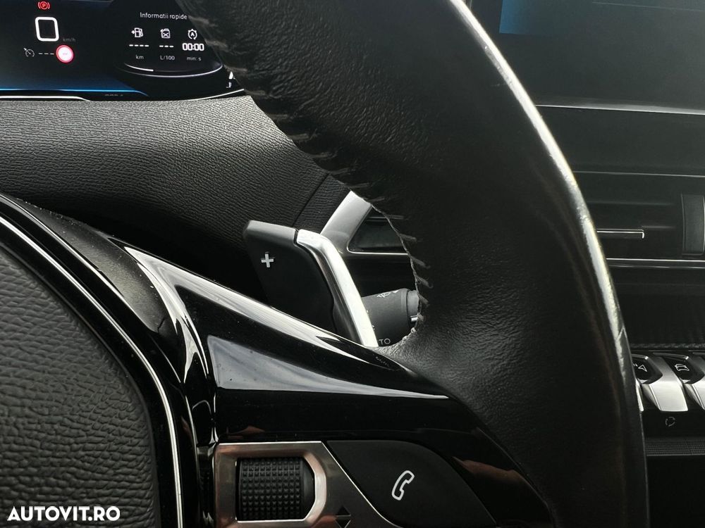 Peugeot 3008 1.2 PureTech 130 EAT8 Allure Pack - 23