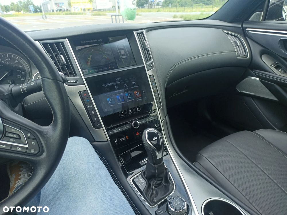 Infiniti Q60 3.0t AWD Sport Tech - 23