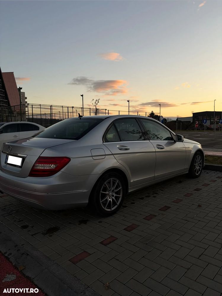 Mercedes-Benz C - 15