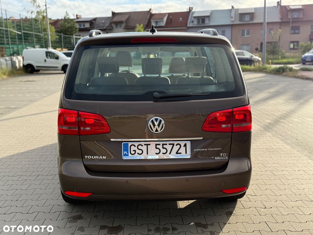 Volkswagen Touran 1.6 TDI DPF Cross - 4