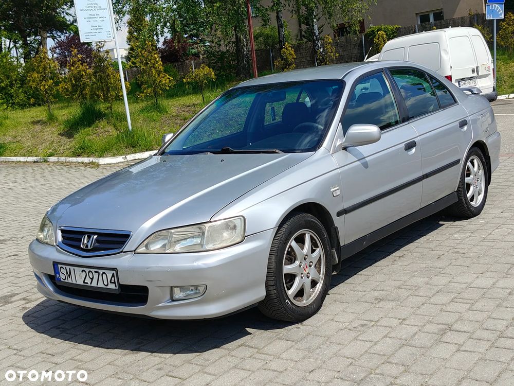 Honda Accord - 16