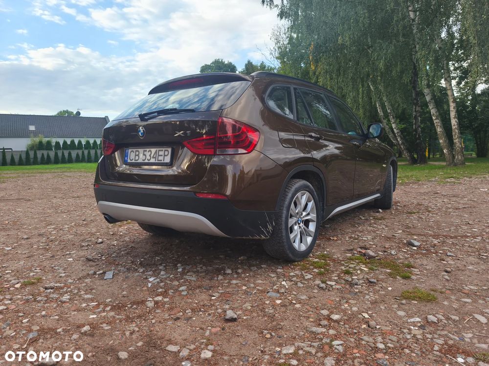 BMW X1 xDrive18d - 13