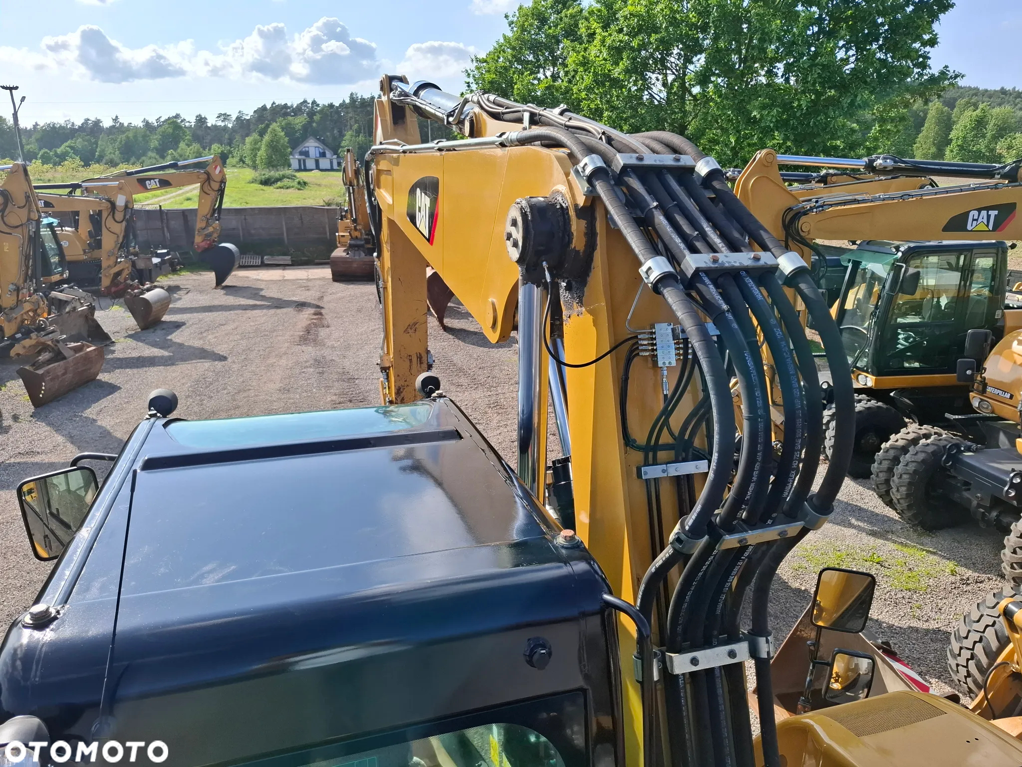 Caterpillar CAT M 318 D - 12