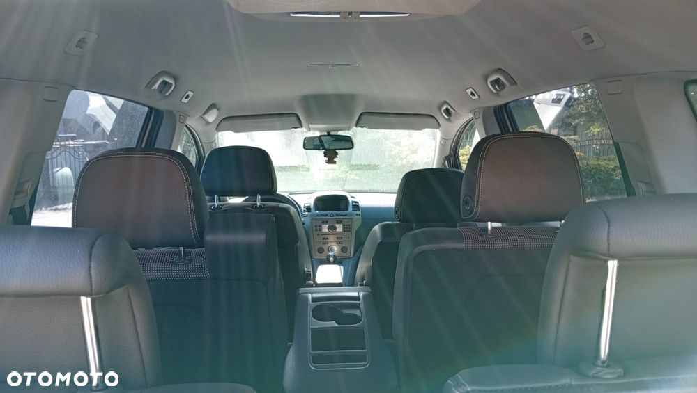 Opel Zafira - 8