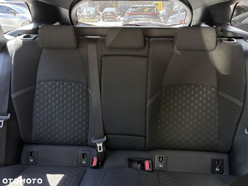 Toyota Corolla 1.8 Hybrid Comfort - 33