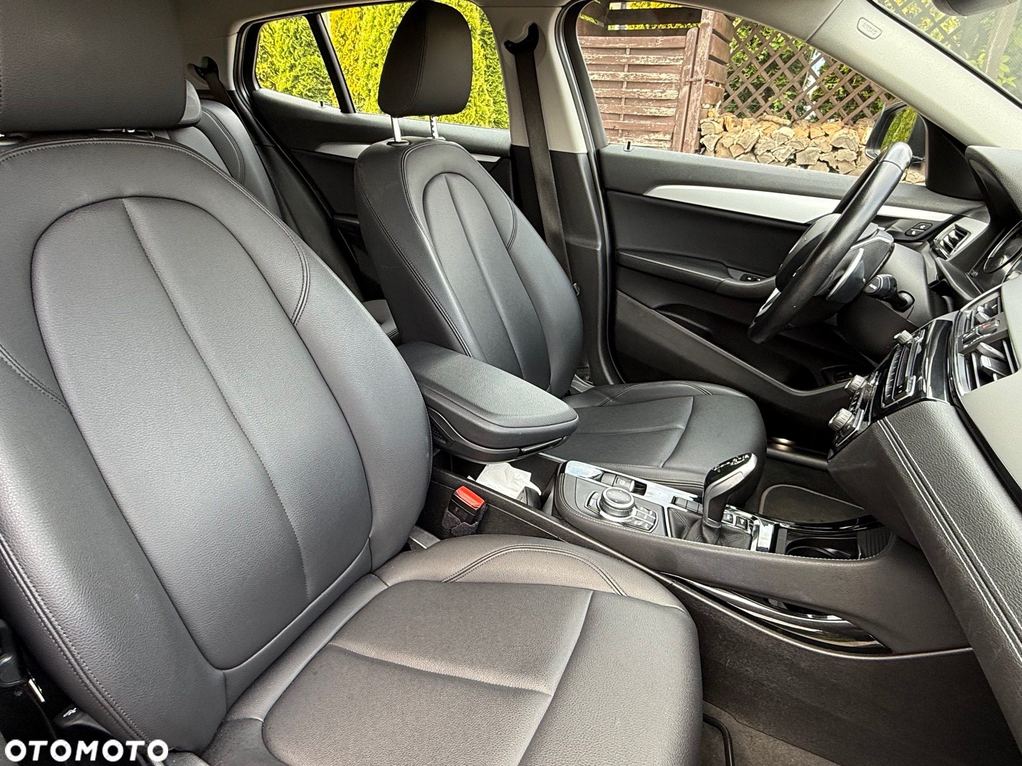 BMW X2 sDrive18d Business Edition sport - 14