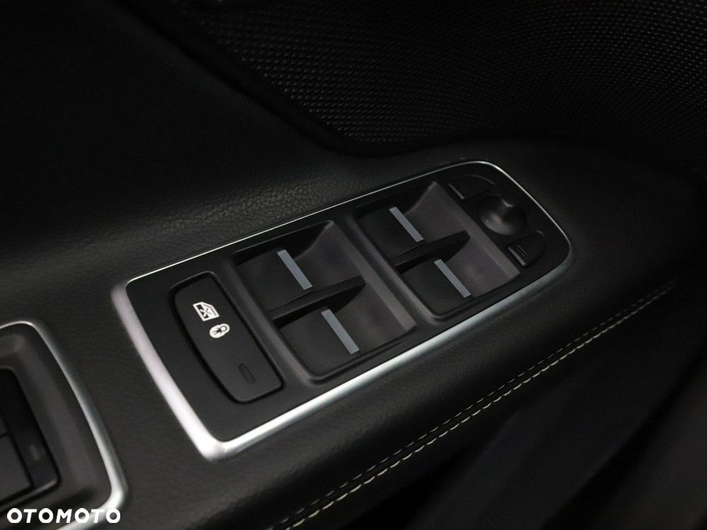 Jaguar XF 20d AWD R-Sport - 41