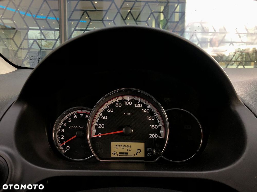 Mitsubishi Space Star - 19