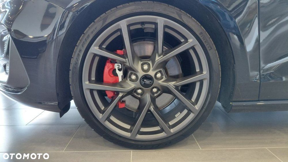 Ford Focus - 7