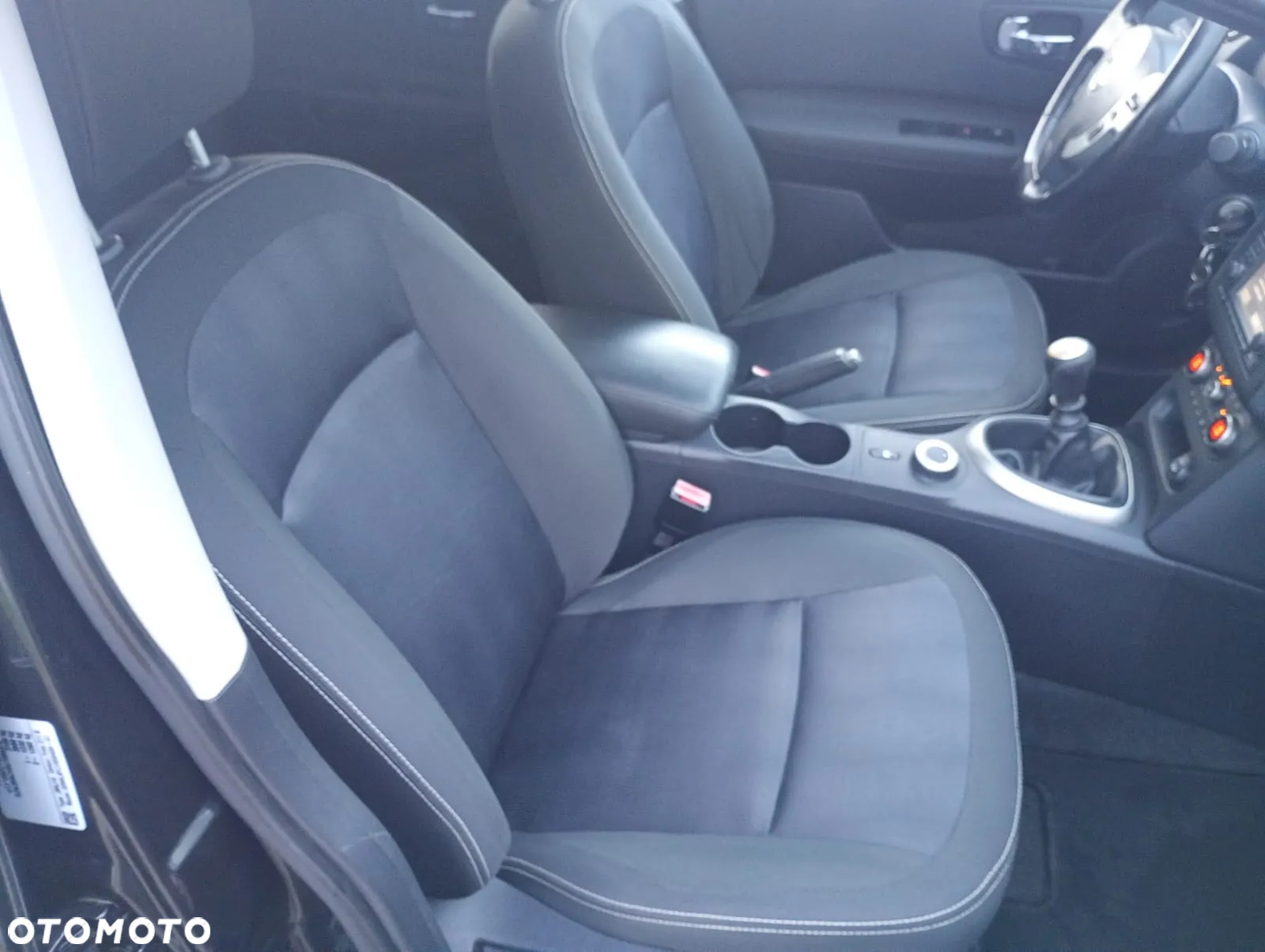 Nissan Qashqai+2 - 10