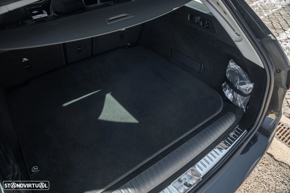 Mercedes-Benz E 300 e Station - 14