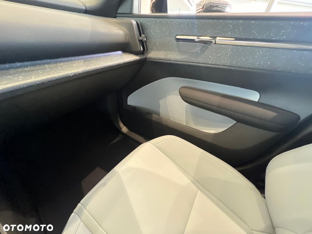 Volvo EX30 Twin Motor Performance AWD Ultra - 30