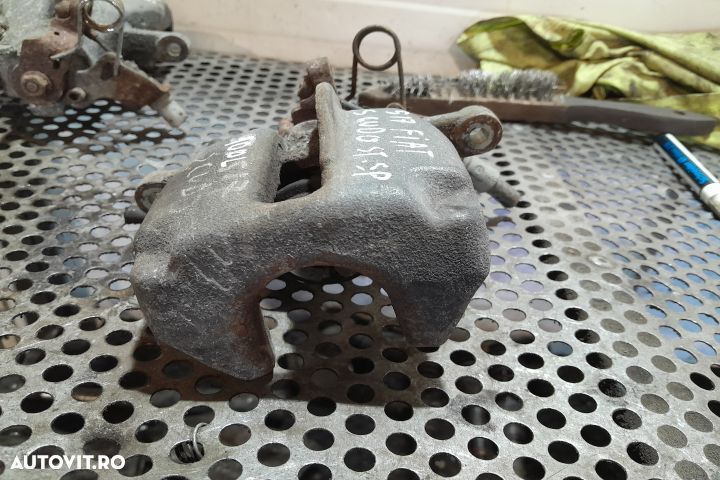 Etrier spate stanga Fiat Scudo 2 [2007 - 2016] Minivan 2.0 MultiJet M - 2