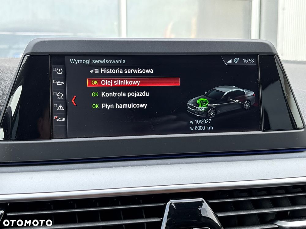 BMW Seria 5 520d - 28