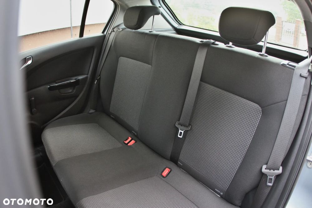 Opel Corsa - 32