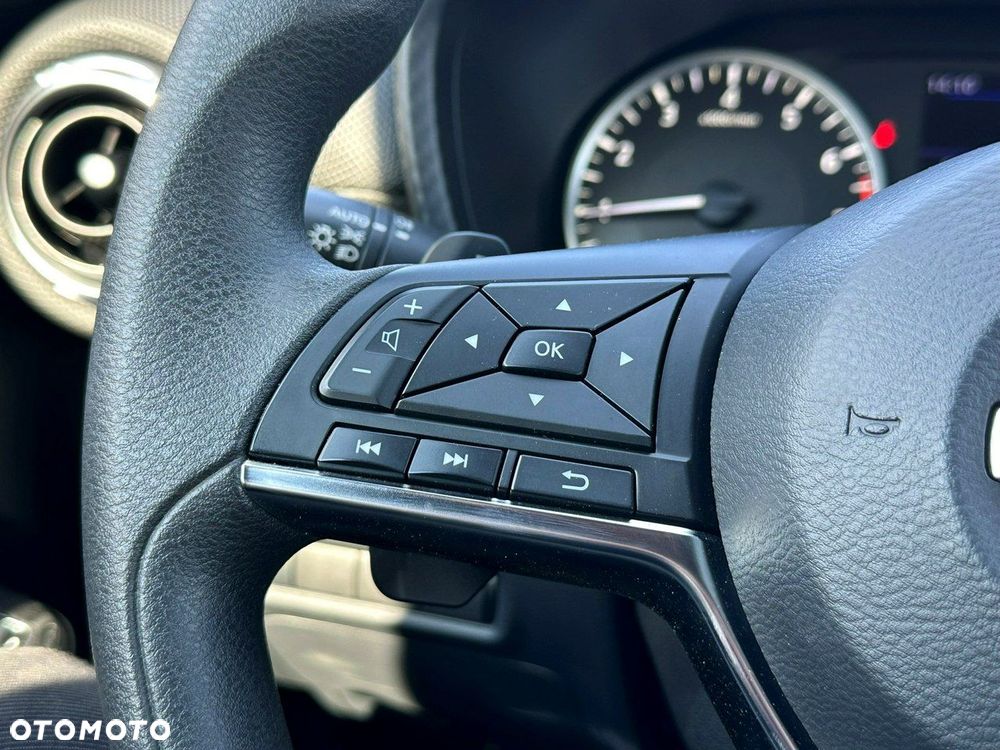 Nissan Juke 1.0 DIG-T Acenta DCT - 31