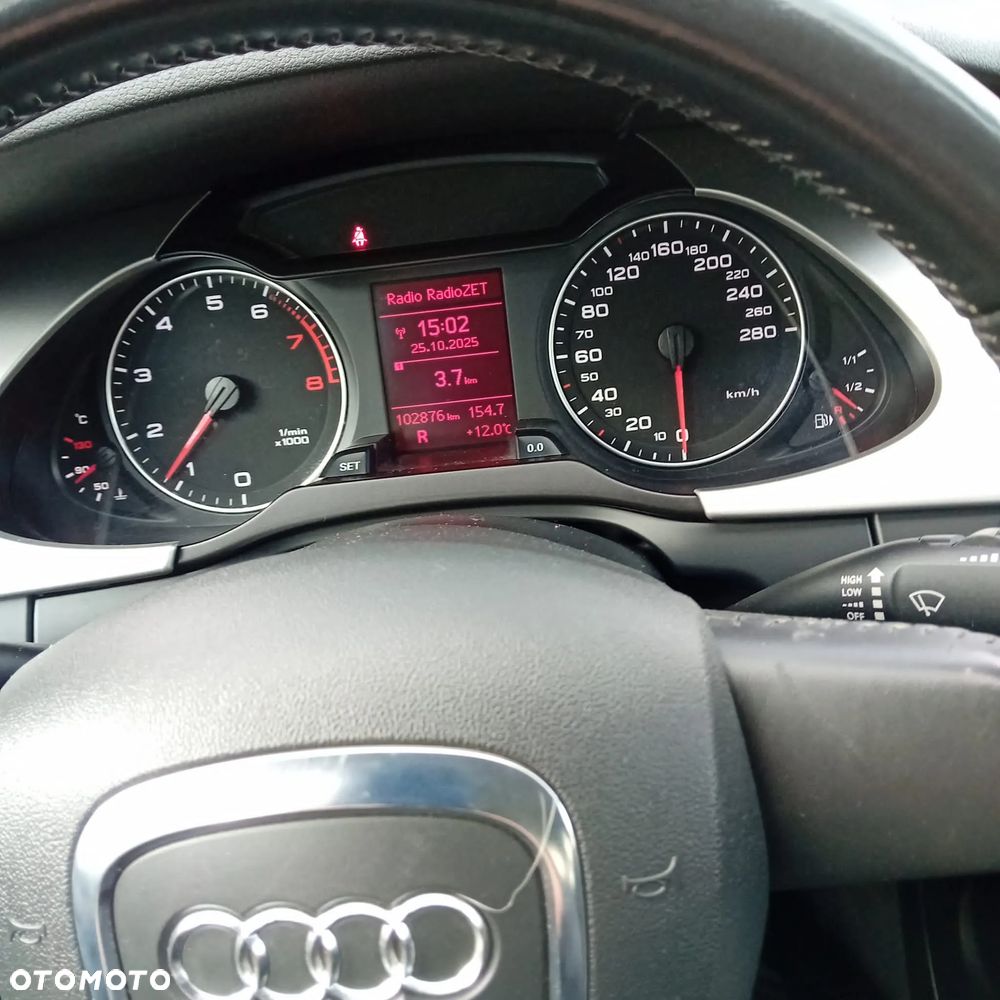 Audi A4 Limousine - 13