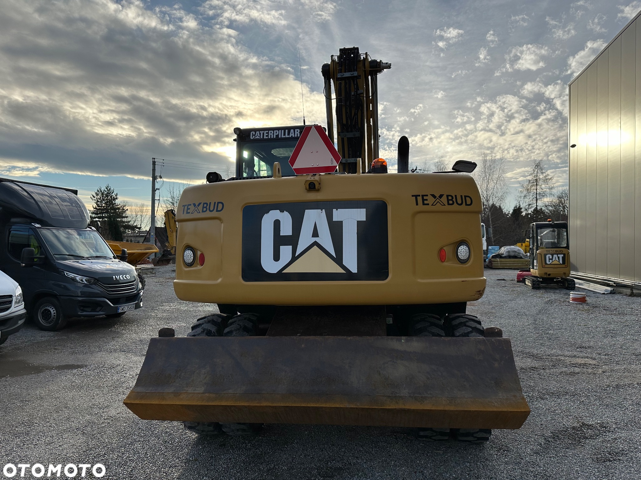 Caterpillar 313D - 3
