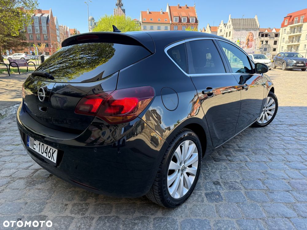 Opel Astra - 18