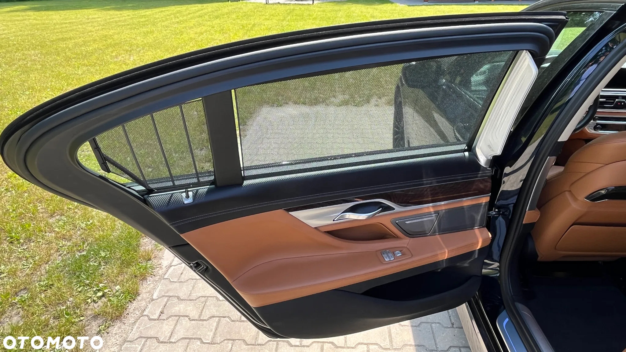 BMW-ALPINA B7 Biturbo - 8