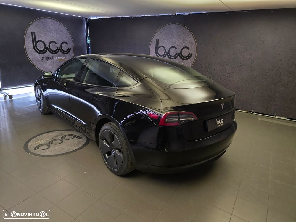 Tesla Model 3 Standard Range Plus RWD - 4